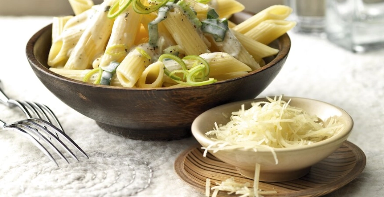 Penne bio con salsa al formaggio fresco